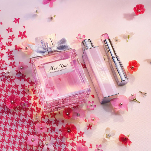 Miss Dior Blooming Bouquet Mini Miss Solid Perfume Alcohol-Free Fragrance Stick 3,2gr