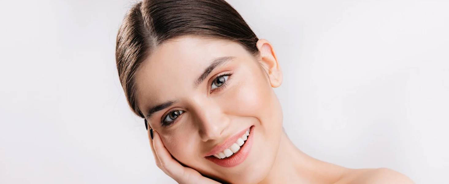 Βιταμίνη C & Υαλουρονικό Οξύ: Ο απόλυτος beauty συνδυασμός